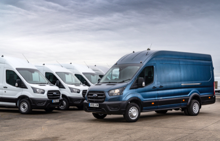 3--Ford-s-own-Transit-fleet-has-been-redeployed-to-assist-organisations-across-the-UK--copy.jpg