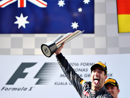 Ricciardo-2.jpg