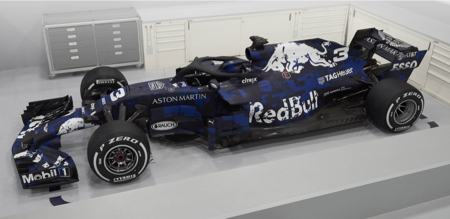 Red-Bull-F1-2018-Launch-3.jpg