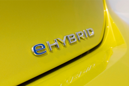VW-Golf-eHybrid-3.jpg