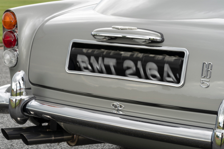 Aston-Martin-DB5-James-Bond-3.jpg