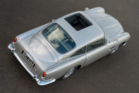 Aston-Martin-DB5-James-Bond-9c.jpg