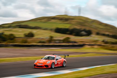 Ross-Wylie-Porsche-Knockhill-Backdrop-1.jpg