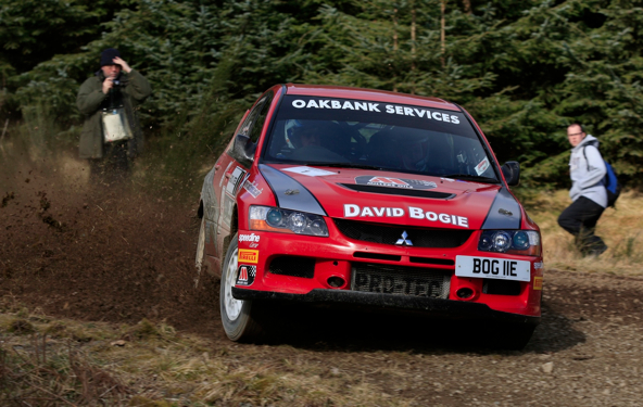 Bogie clinches Scots rally